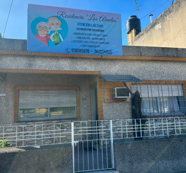 Los Abuelos