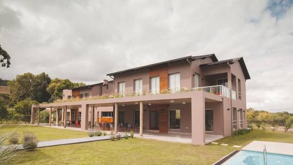 Residencia CasaLinda - San Lorenzo